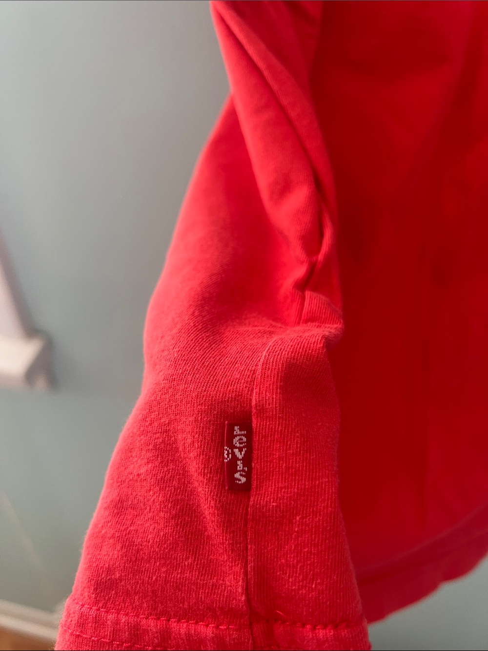 Levi's Red Tee - Picture 5 of 5